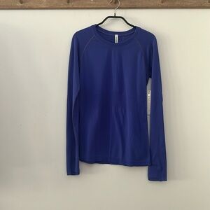 NWT_Athleta Blue Momentum Top Women’s